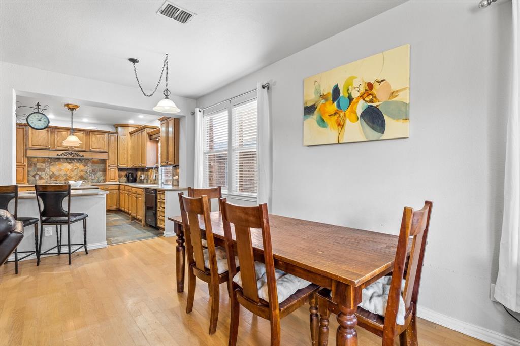 Lantana, Texas 76226, United States, 3 Bedrooms Bedrooms, ,3 BathroomsBathrooms,Residential,Pending,29074