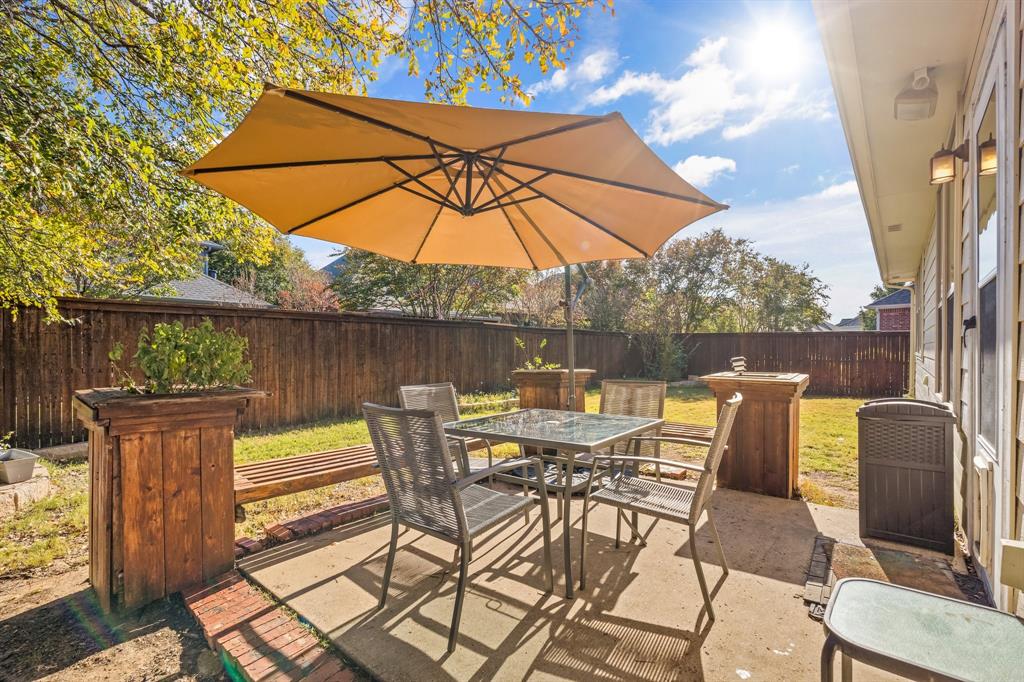 Lantana, Texas 76226, United States, 3 Bedrooms Bedrooms, ,3 BathroomsBathrooms,Residential,Pending,29074