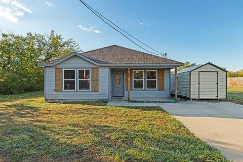 Photo of 3103 Silver Street, Greenville, TX 75401 (MLS # 21417491)