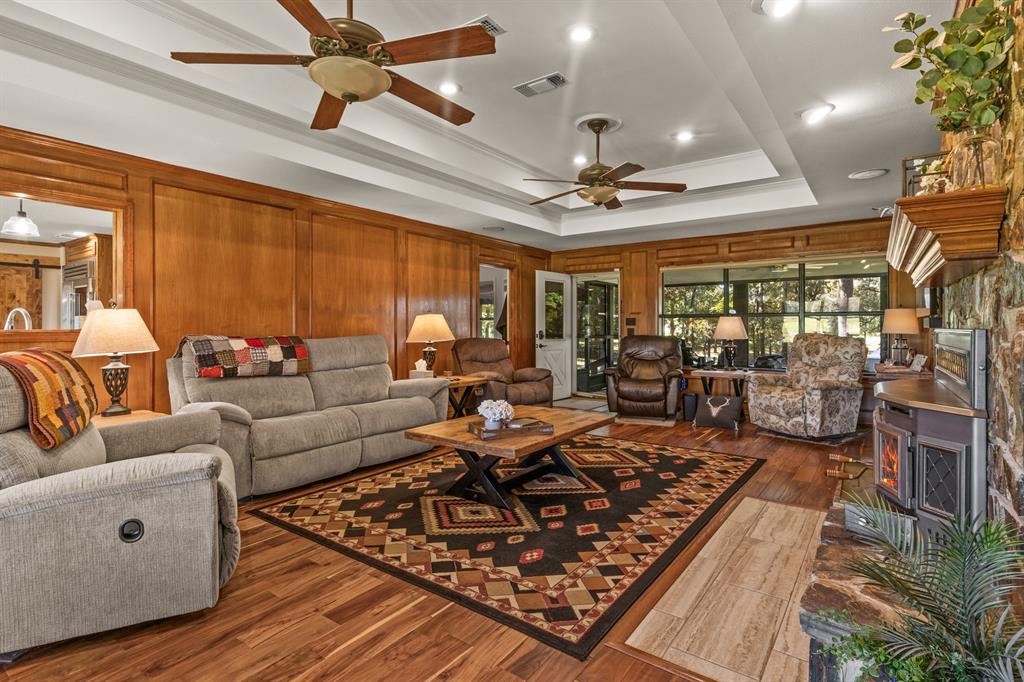 Meadowlake Estates - Residential