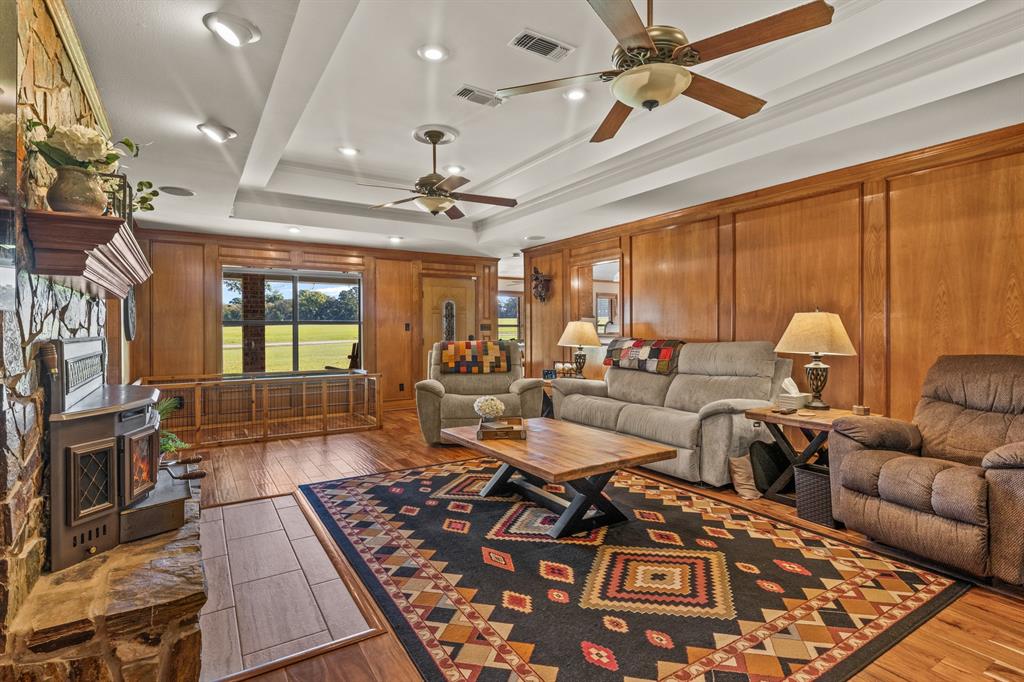 Meadowlake Estates - Residential