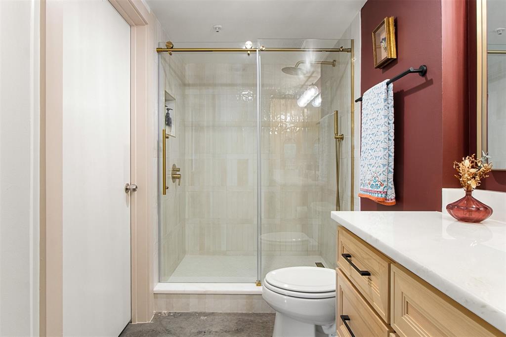 Live Oak Lofts Condo - Residential