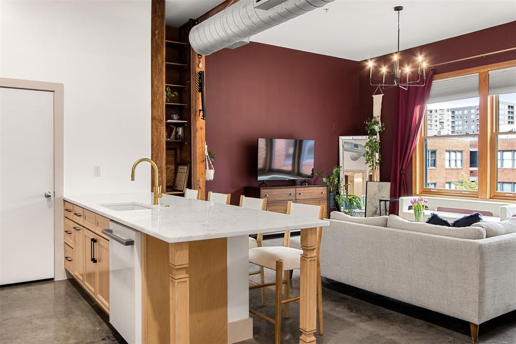 Live Oak Lofts Condo - Residential