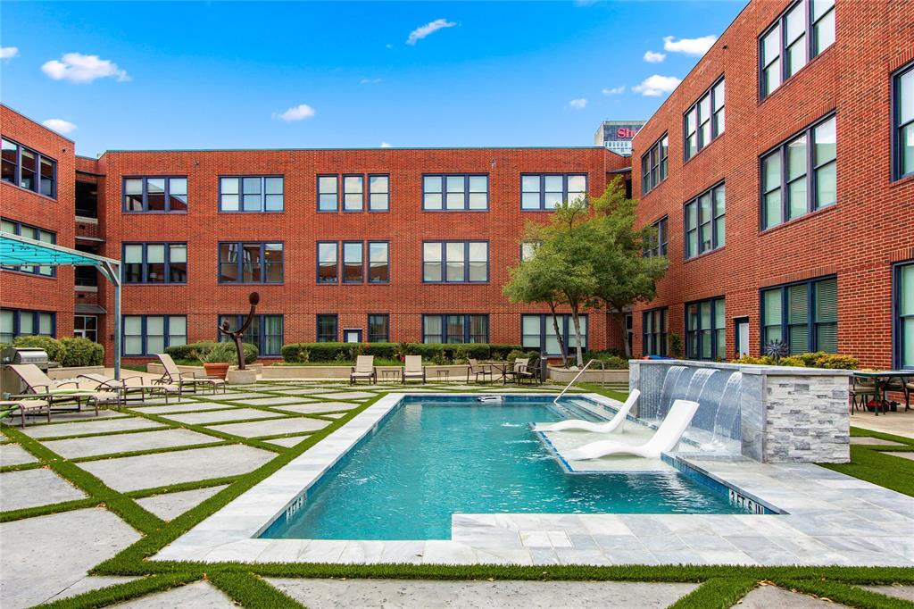 Live Oak Lofts Condo - Residential