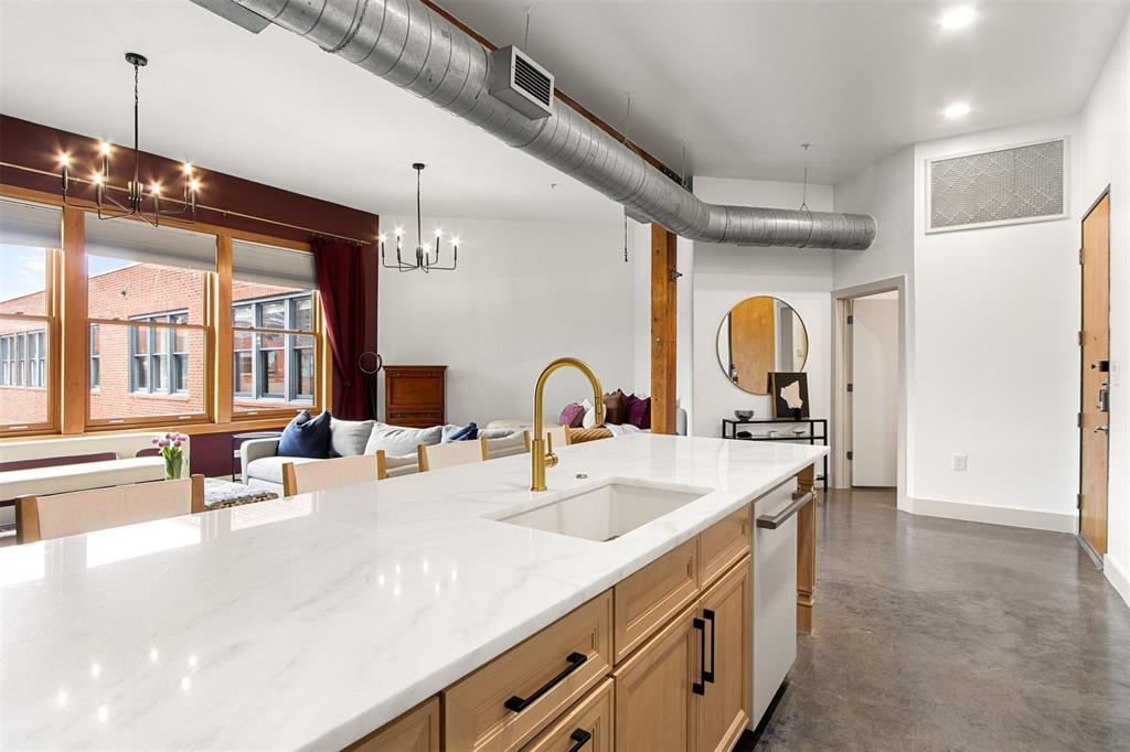 Live Oak Lofts Condo - Residential