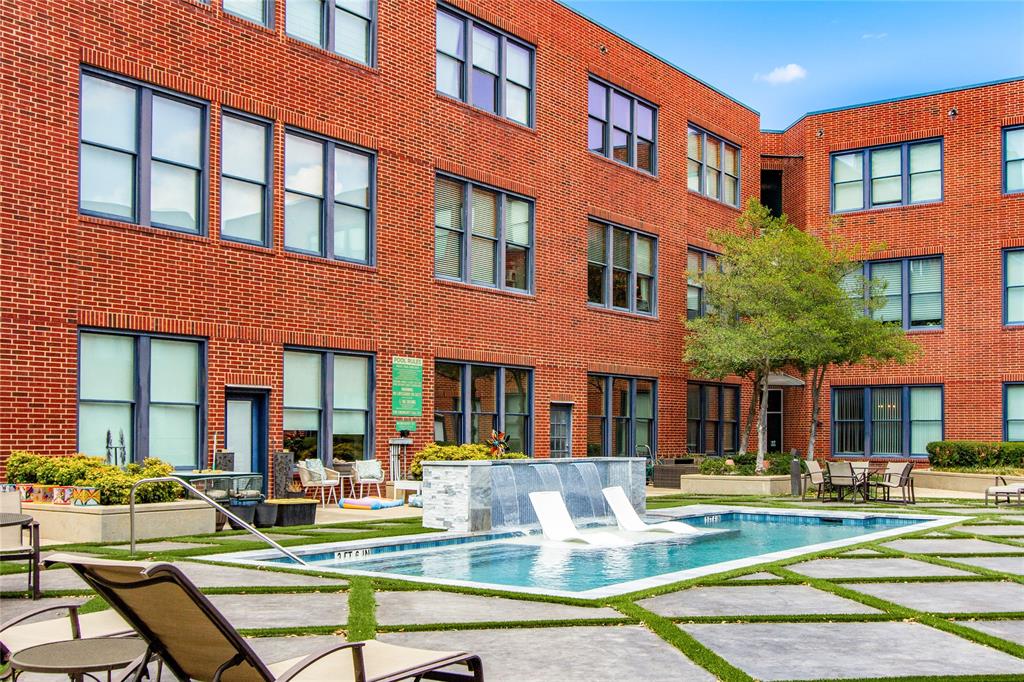 Live Oak Lofts Condo - Residential