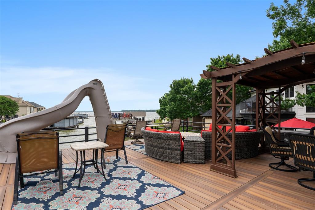 Pinnacle Club - Residential