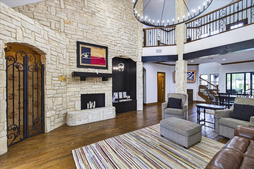 Pinnacle Club - Residential