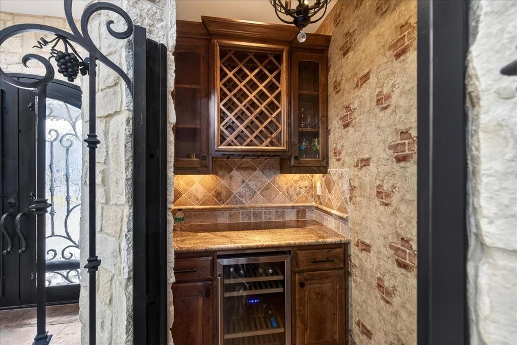 Pinnacle Club - Residential