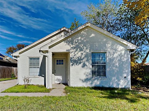 5241 Carol Avenue Fort Worth TX 76105
