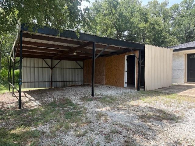 Whispering Oaks - Residential