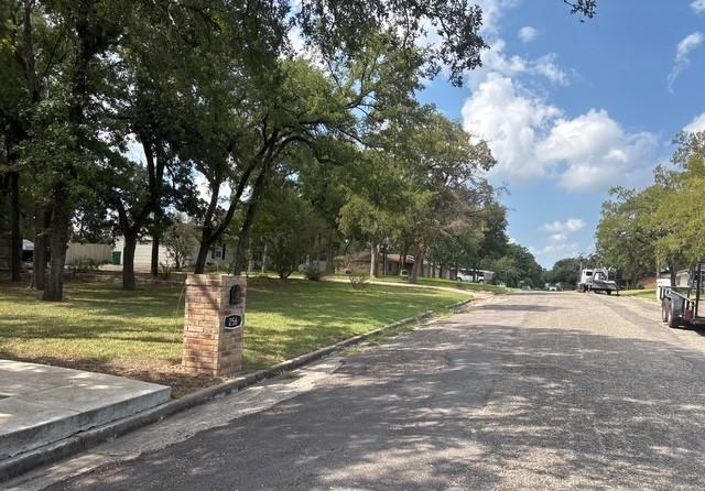 Whispering Oaks - Residential