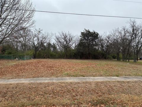 1118 N Lancaster Hutchins Road Lancaster TX 75146