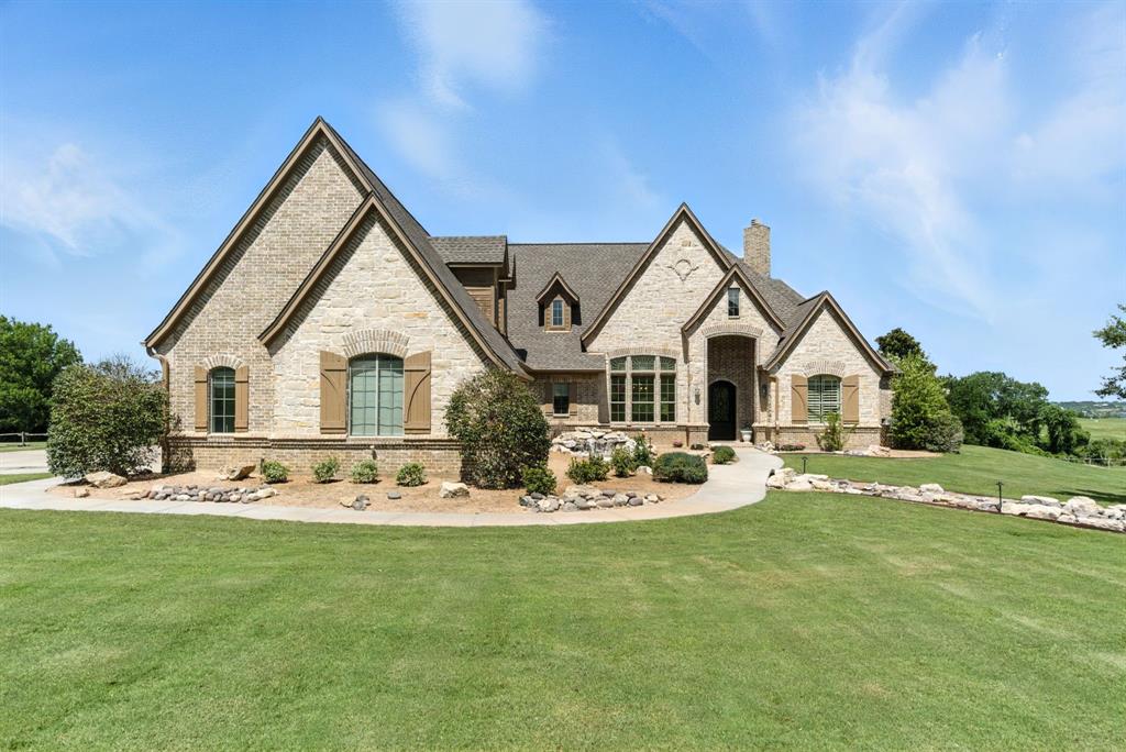 141 Pinnacle Peak Lane