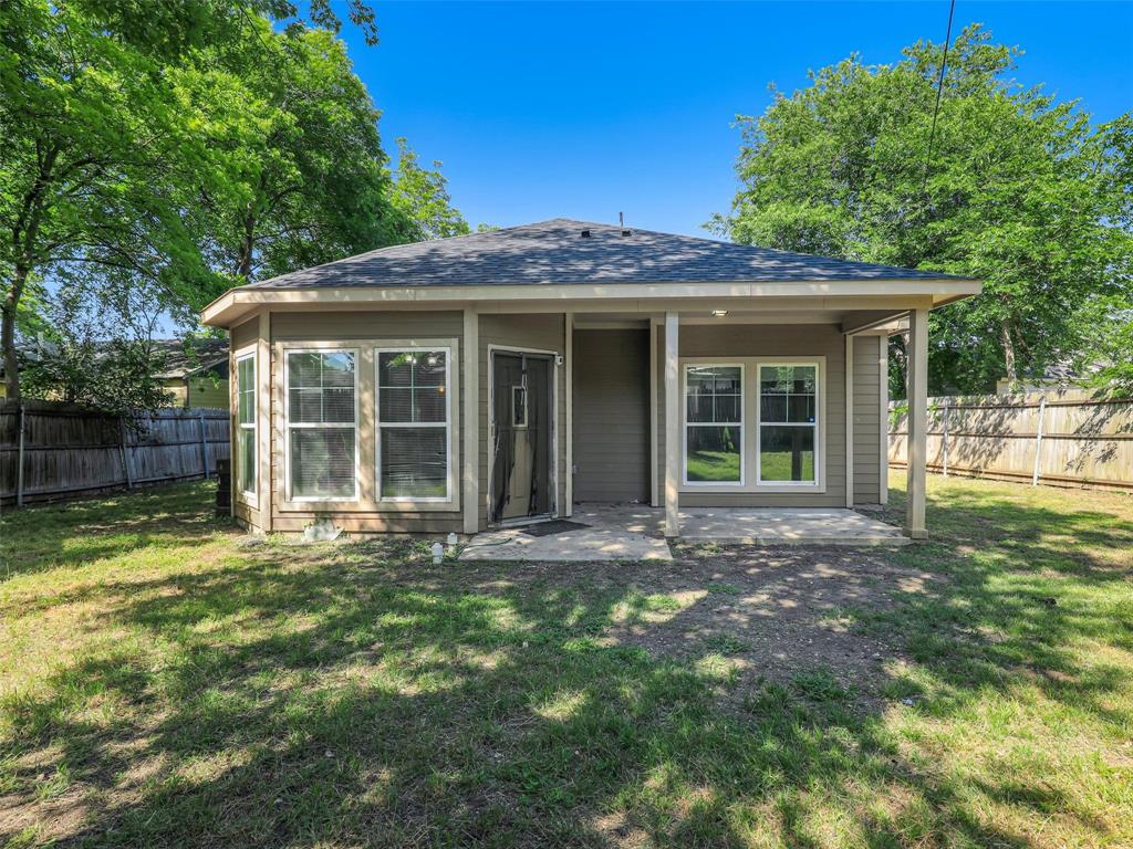 Deerpath Village 04 - Residential
