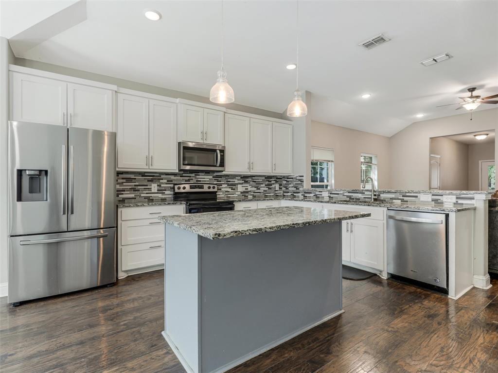 Deerpath Village 04 - Residential