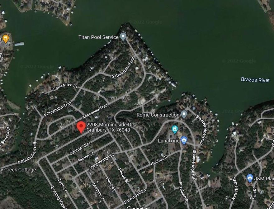 Great lot in the Canyon Creek gated community located on the shores of Lake Granbury. This community includes lots of amenities including 2 boat launches, a fishing pier, tennis court, 2 community pools, playground area, clubhouse, and a 24-hour security gate. This is a great investment opportunity with many new constructions being build all around the community. Do not miss the opportunity to build your own home or invest in this great growing community!