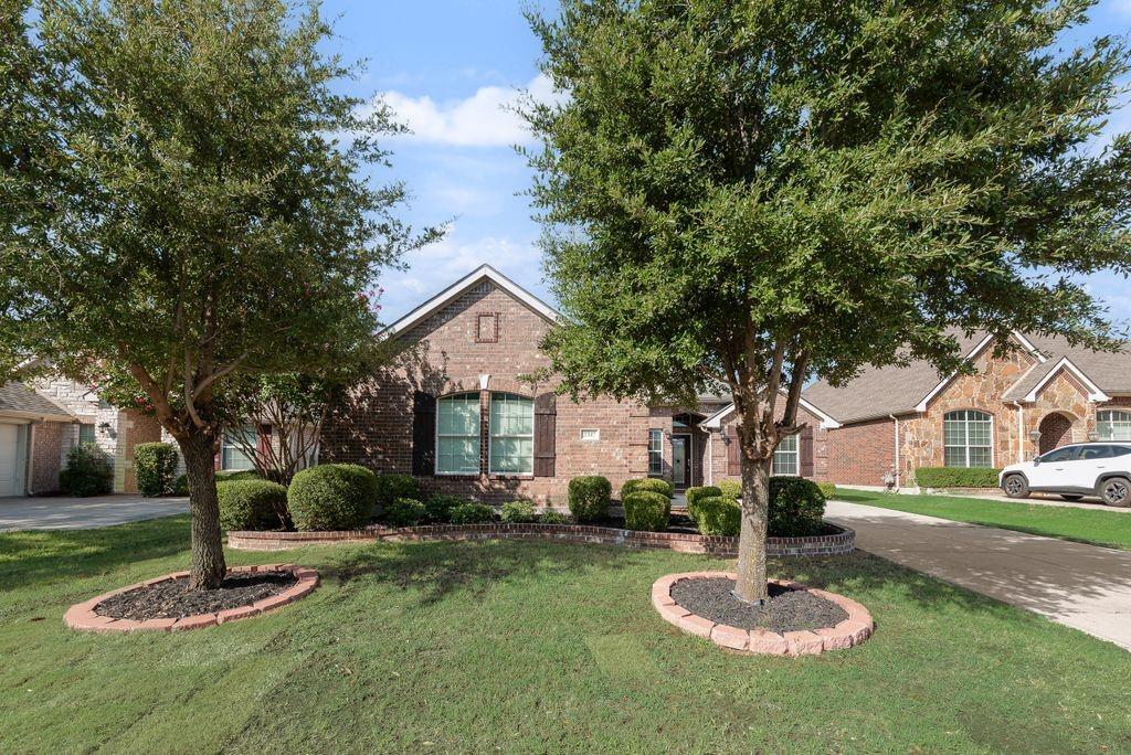 2347 Collin Drive