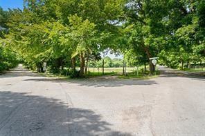 1213 S Houston School Road