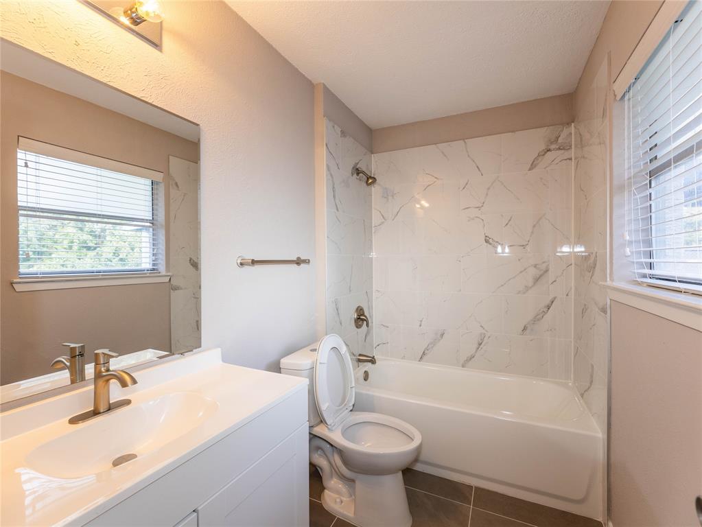 Star Crest Estates - Residential Lease