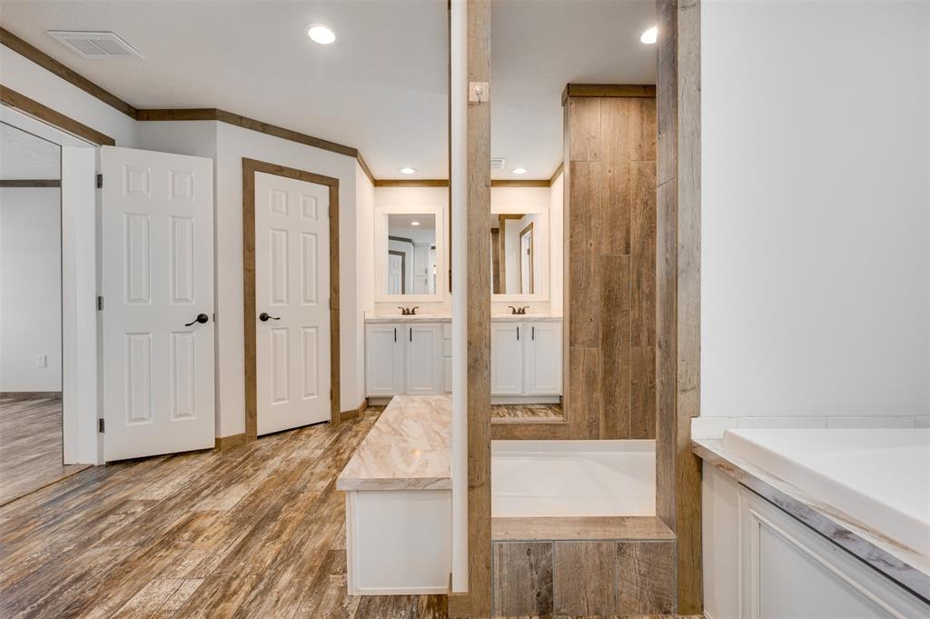 Echo Hill - Residential