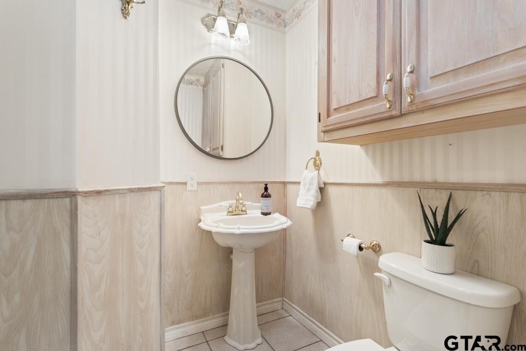 Hide A Way Lake - Residential