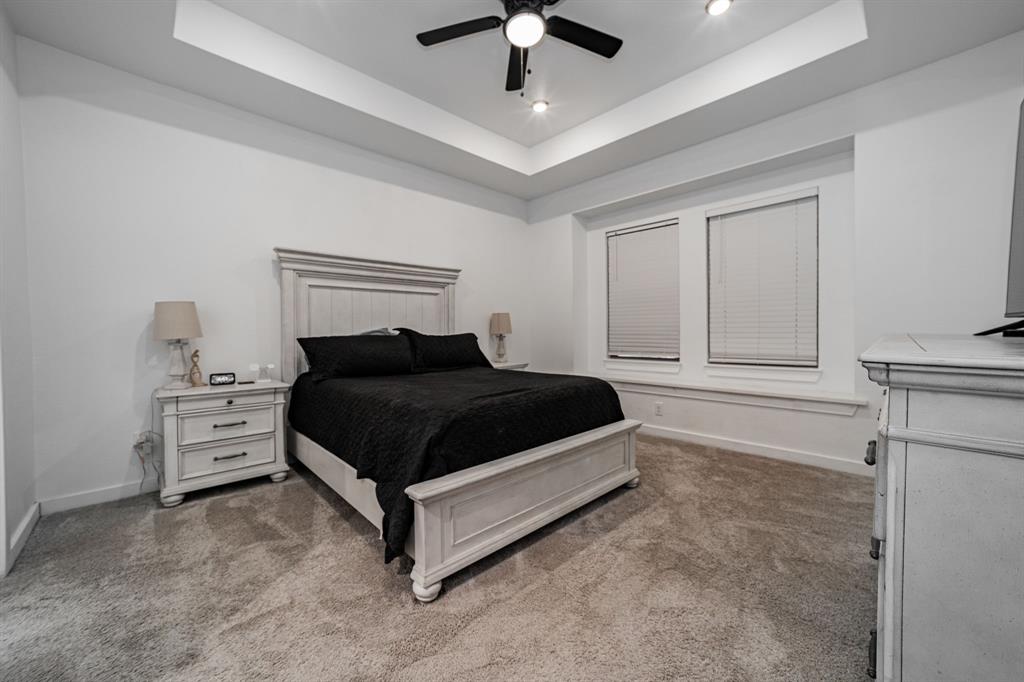 Paradise Bay - Residential