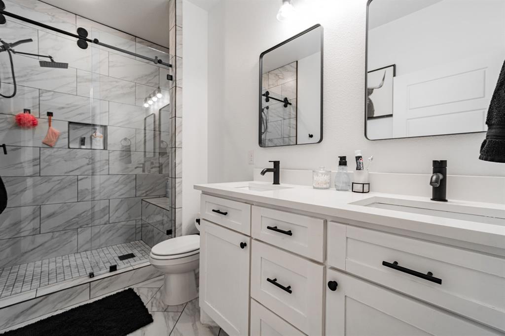 Paradise Bay - Residential