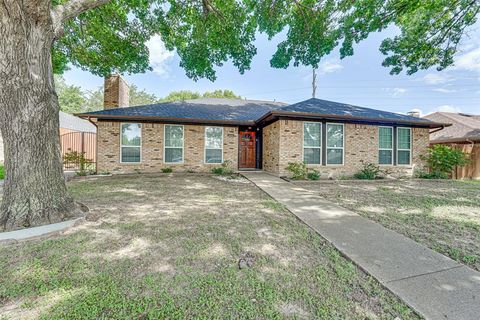 A home in Rowlett