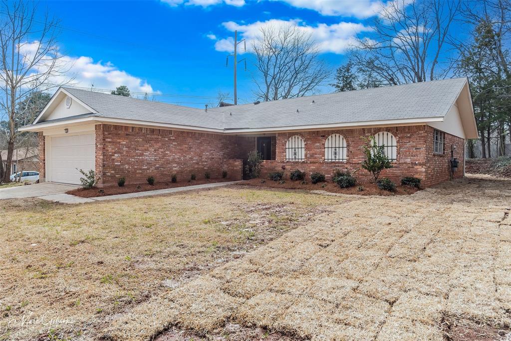 Haughton, Louisiana 71037, United States, 3 Bedrooms Bedrooms, ,2 BathroomsBathrooms,Residential,Active,82077