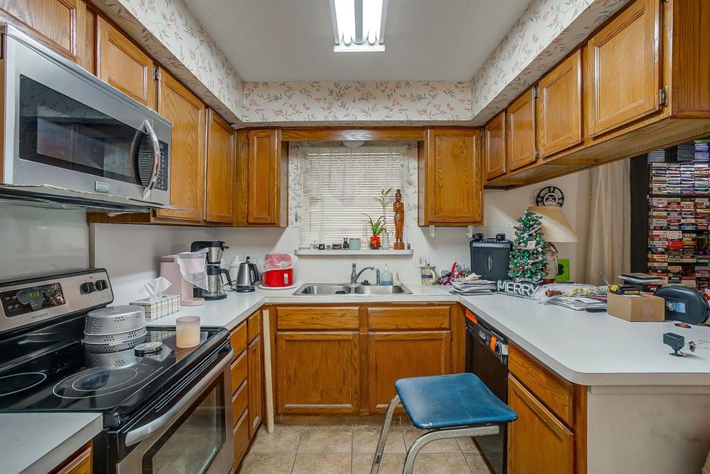 Ridgewest Twnhms - Residential