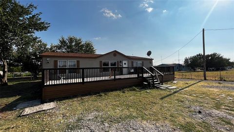 A home in Farmersville