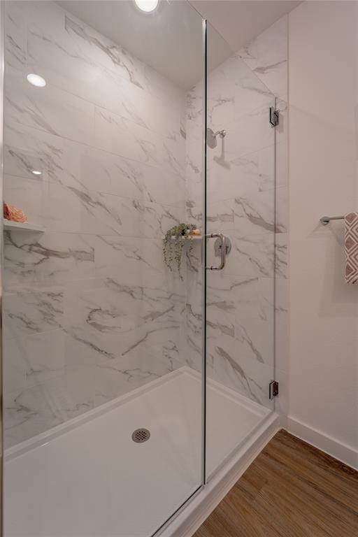 Dallas Land & Loan 02 - Residential Lease