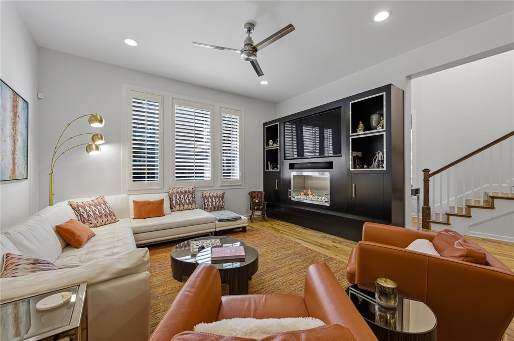 Regency At Lakewood Condos - Residential