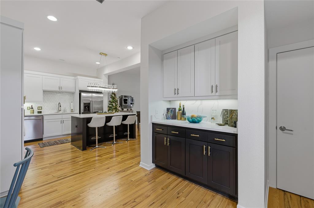 Regency At Lakewood Condos - Residential