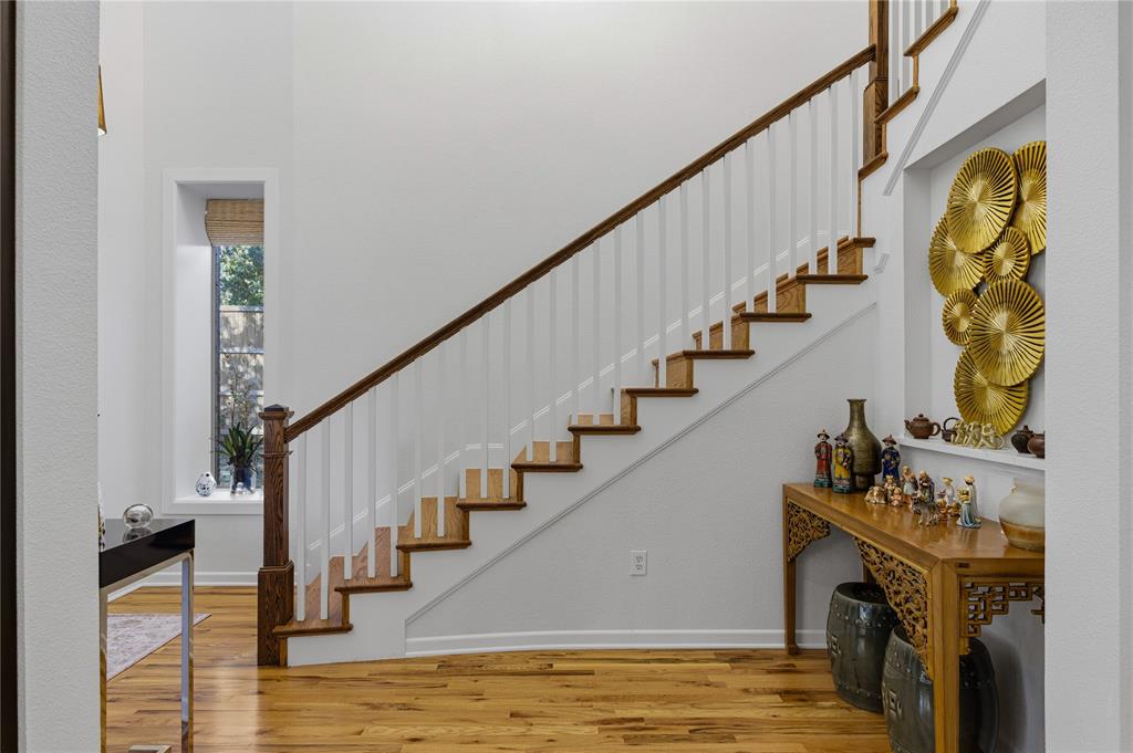 Regency At Lakewood Condos - Residential