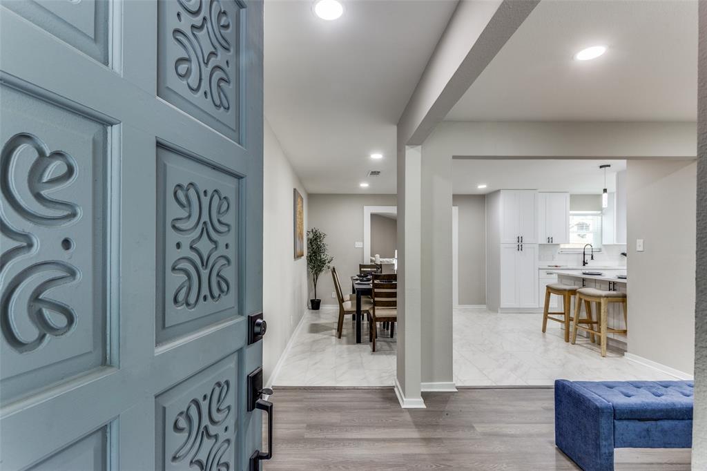 1109 Sherwood Drive