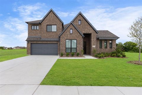 Photo of 552 Holiday Avenue, Waxahachie, TX 75165 (MLS # 21332016)