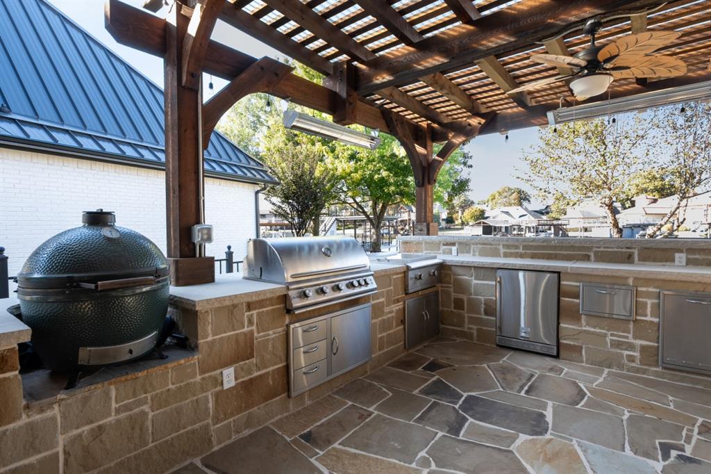 Pinnacle Club - Residential