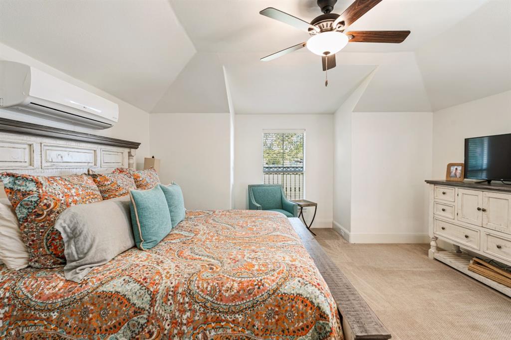 Pinnacle Club - Residential