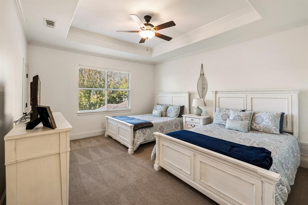 Pinnacle Club - Residential