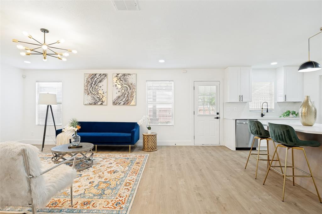 4829 Cedar Crest Drive