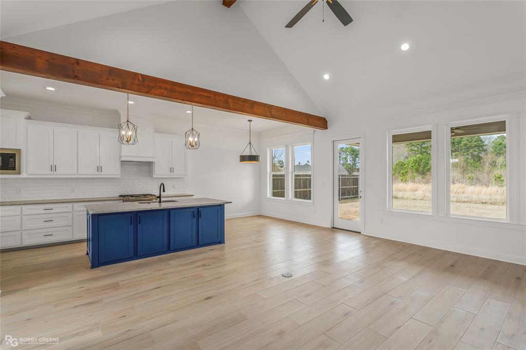 33 Turtle Creek Drive