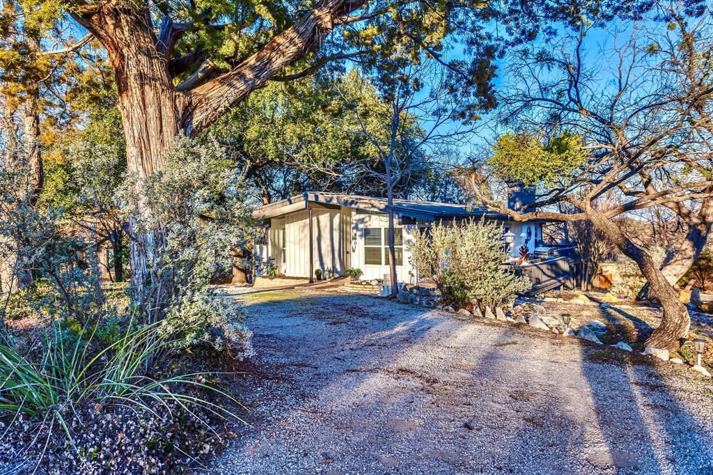 4901 Fairway Court