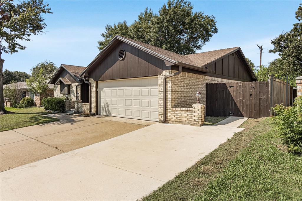 3021 Mossy Oak Lane