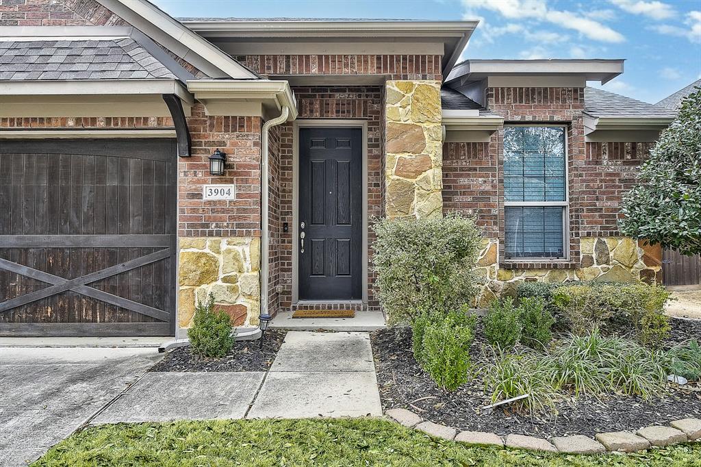 3904 Deer Lake Drive