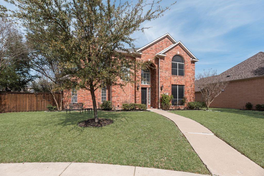 1012 Roundrock Circle