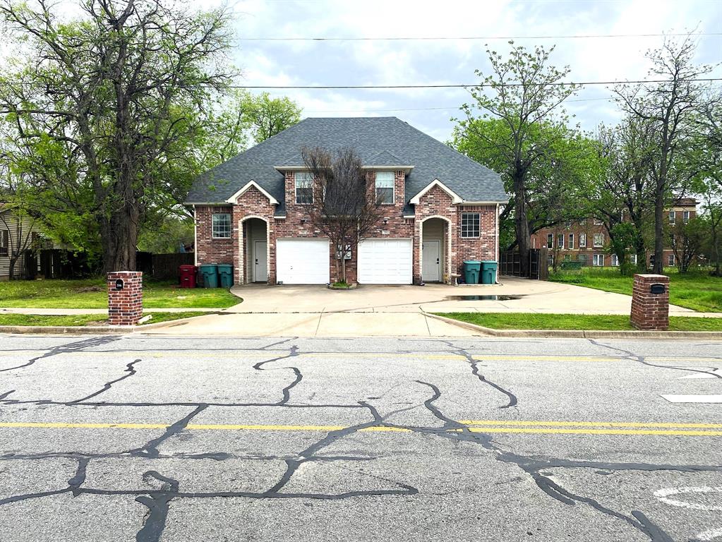 514 E Brockett Street 516