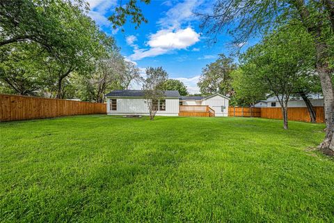 Tiny photo for 4220 Watt Avenue, Waco, TX 76710 (MLS # 21099670)