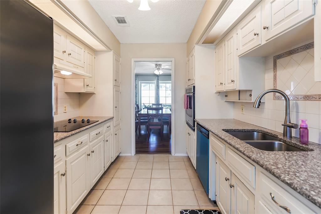 1822 E Cedar Elm Drive